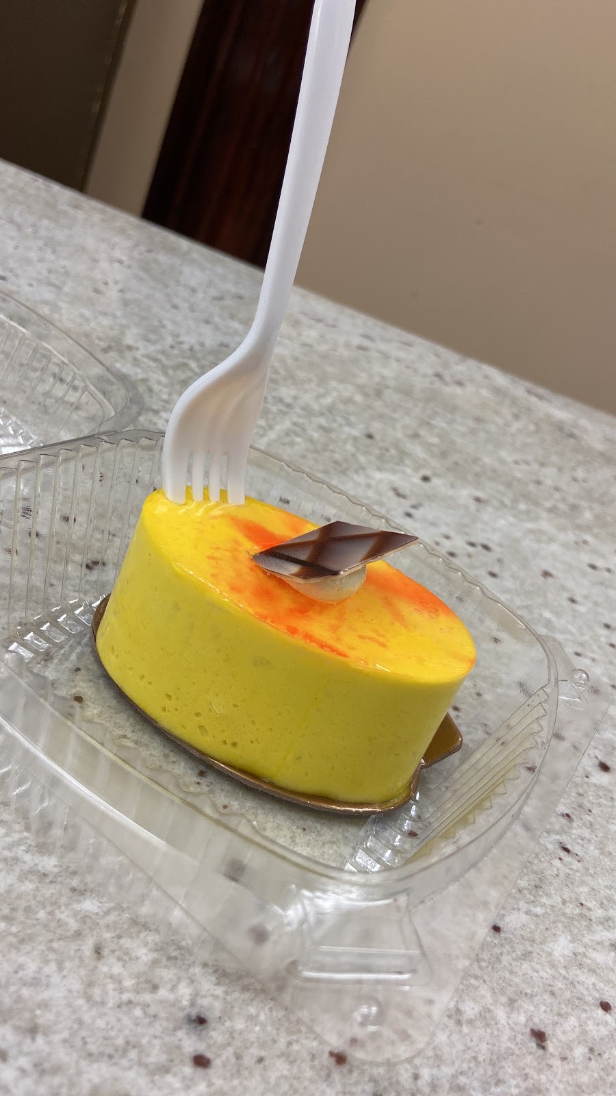 Sweet Castle | 2446 Bank St, Ottawa, ON K1V 1A8, Canada | Phone: (613) 680-1888
