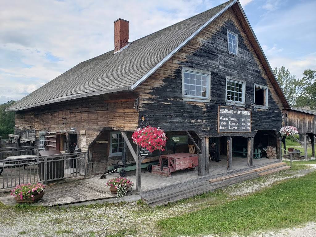The Old Mill | 125 Rue du Vieux Moulin, Sainte-Jeanne-dArc, QC G0W 1E0, Canada | Phone: (418) 276-3166