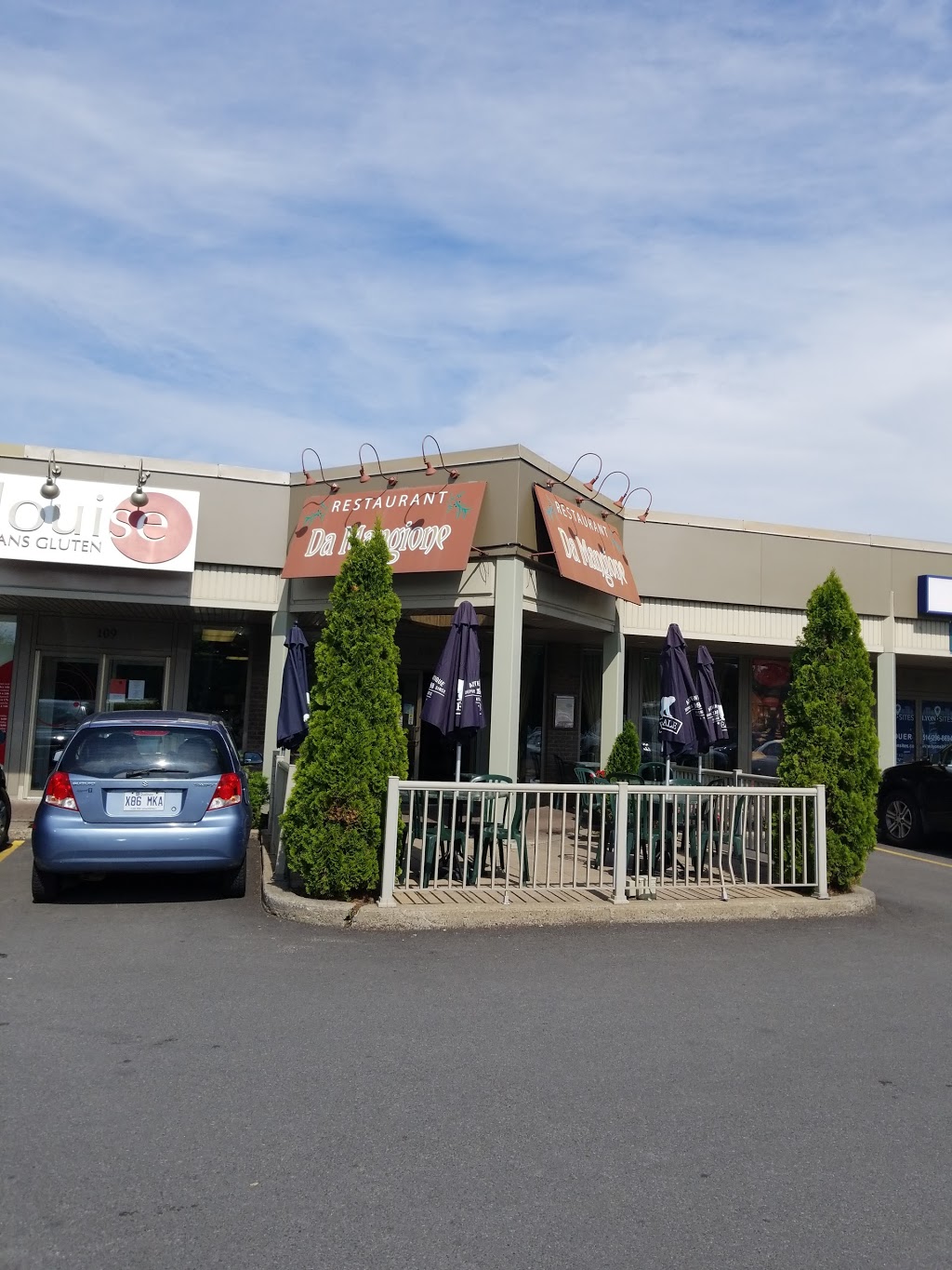 Da Mangione | 475 Dumont Ave, Dorval, QC H9S 5W2, Canada | Phone: (514) 633-8783
