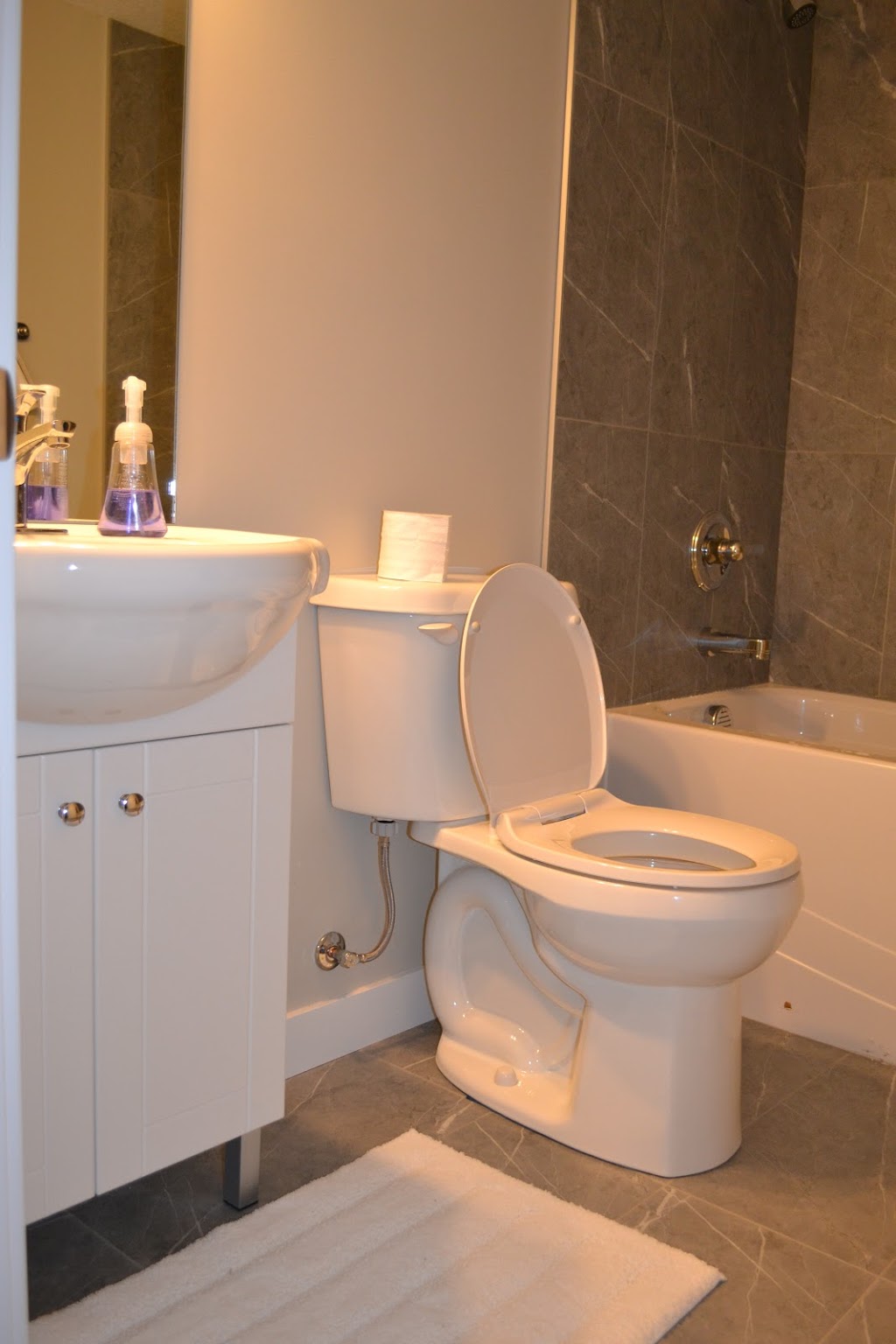 DayHome "U Grushy" | 2522 11 Ave SE, Calgary, AB T2A 0E3, Canada | Phone: (587) 664-2426