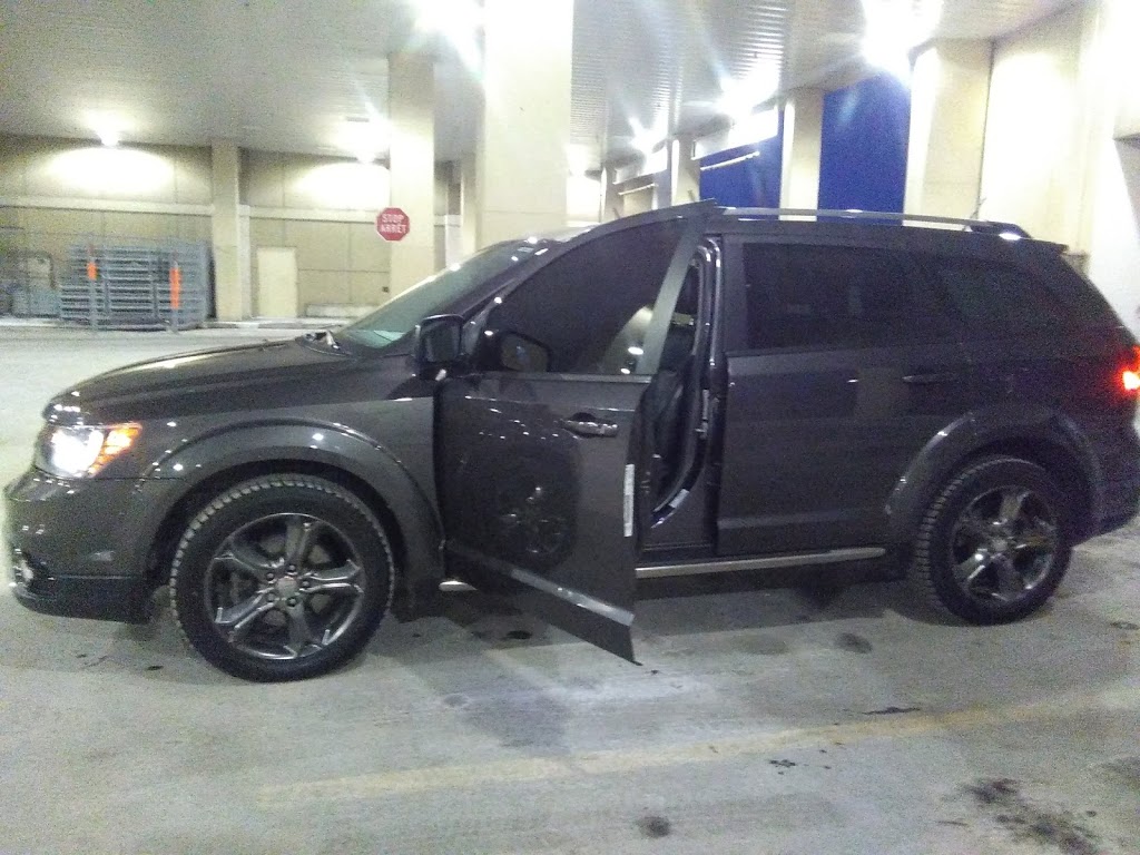 Tops Car Wash | 979 Richmond Rd, Ottawa, ON K2B 6R1, Canada | Phone: (613) 728-4232