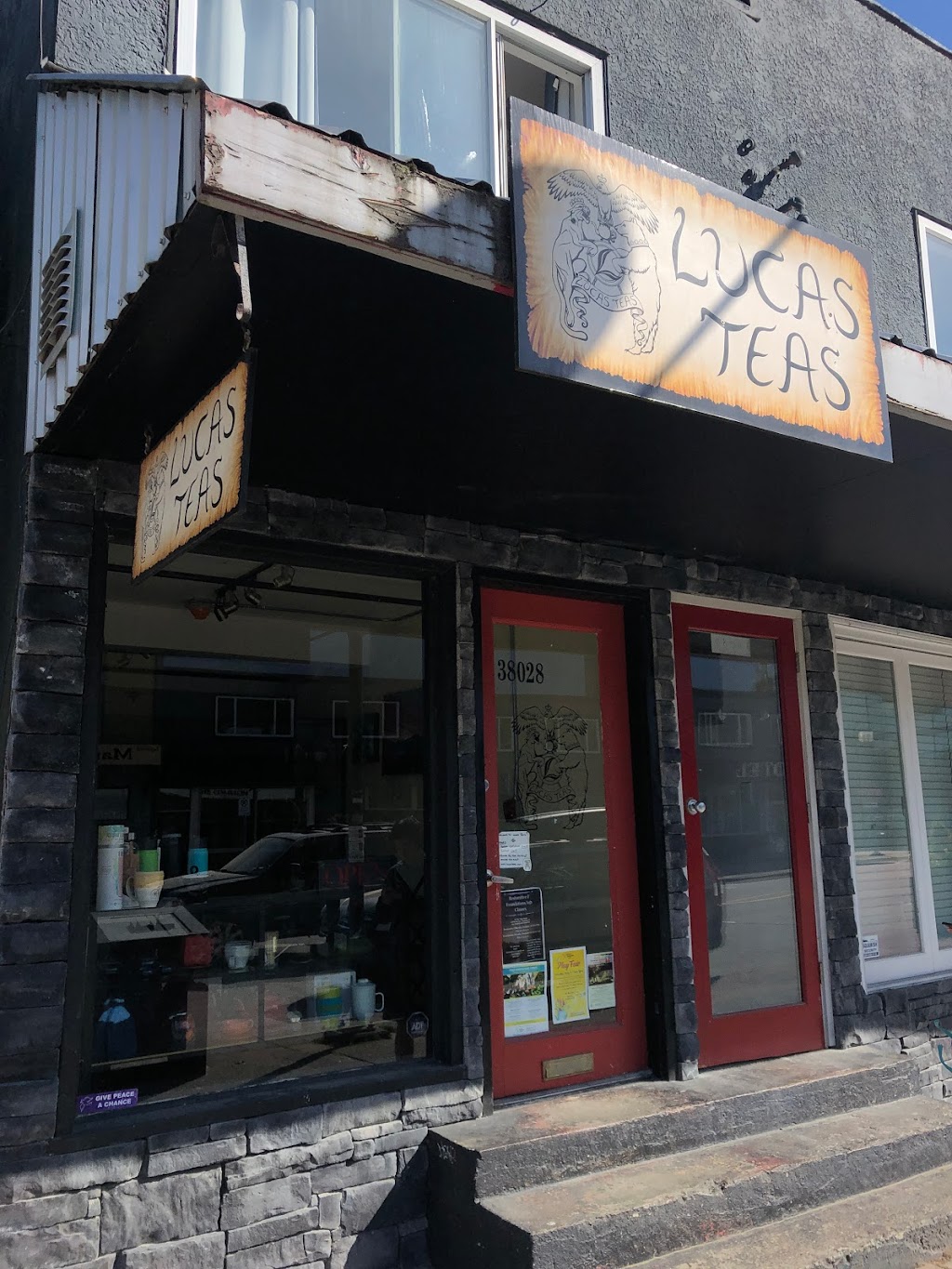 Lucas Teas | 38028 Cleveland Ave, Squamish, BC V8B 0B7, Canada | Phone: (604) 567-4577