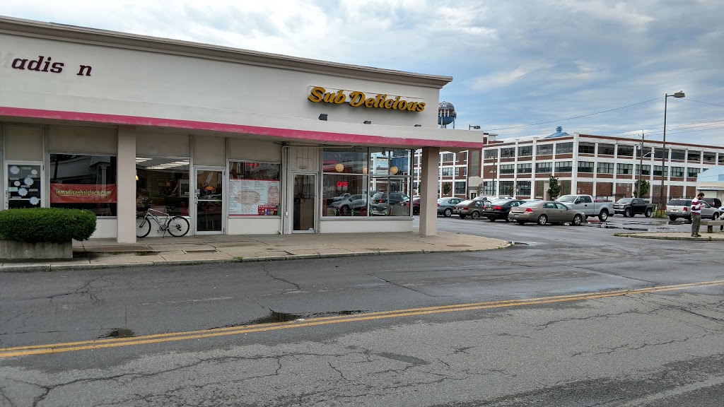 Sub Delicious | 15 Locust St, Lockport, NY 14094, USA | Phone: (716) 434-6667