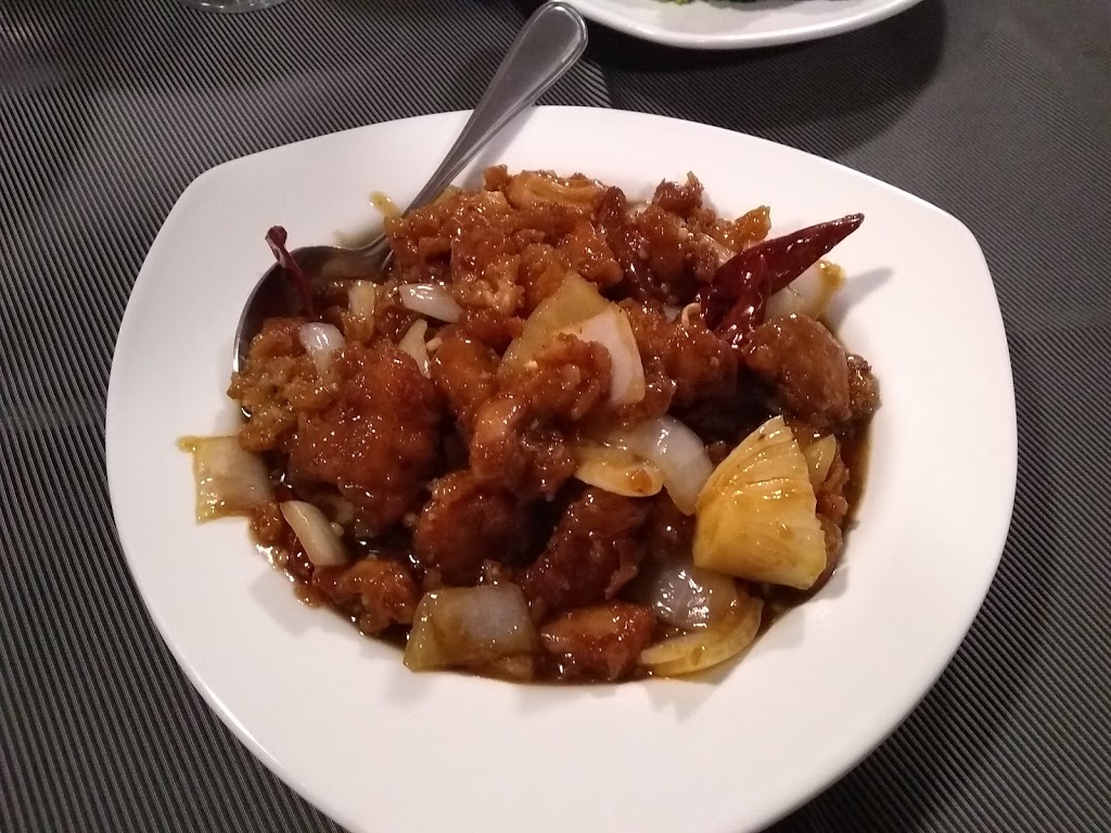 New Queen Restaurant | 1 Hobin St, Stittsville, ON K2S 1A6, Canada | Phone: (613) 836-6672