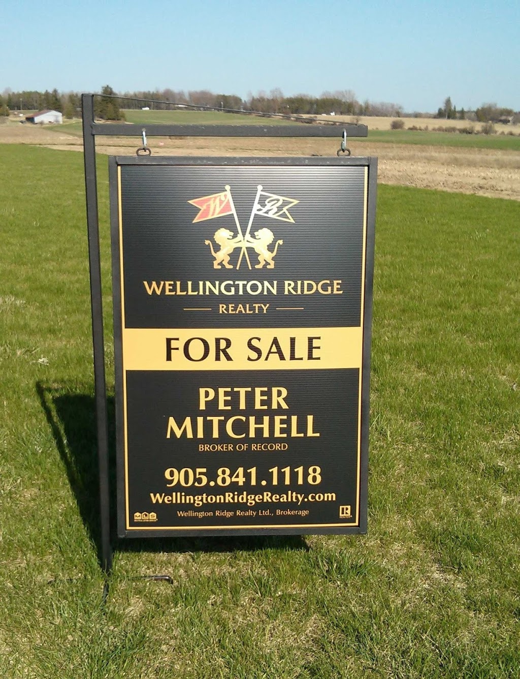 Wellington Ridge Realty Ltd., Brokerage | 15064 Yonge St, Aurora, ON L4G 1M2, Canada | Phone: (905) 841-1118