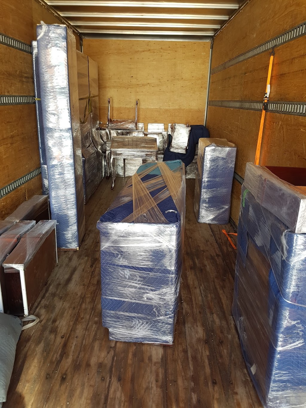 Smart Brampton Movers | 188 Main St S Unite 1, Brampton, ON L6W 2E2, Canada | Phone: (905) 230-6155
