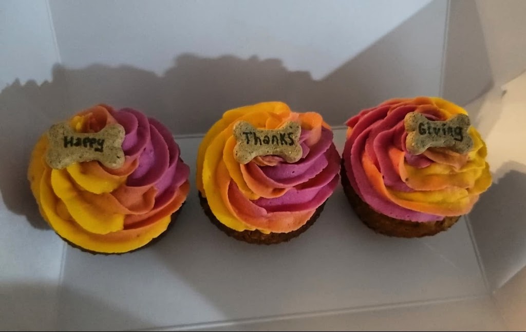 Island puppy cakes | 2979 Colman Rd, Cobble Hill, BC V0R 1L6, Canada | Phone: (250) 709-8579