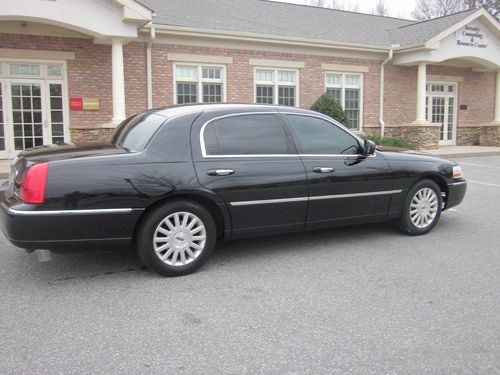 Hamilton Airport Taxi Service | 335 Melvin Ave Unit 114, Hamilton, ON L8H 2K6, Canada | Phone: (905) 529-5672