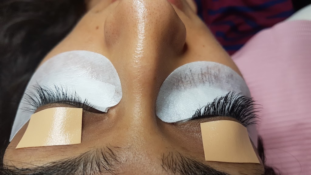 Beauté Lashes | 67 Longueuil Pl, Whitby, ON L1R 3H1, Canada | Phone: (647) 228-8469