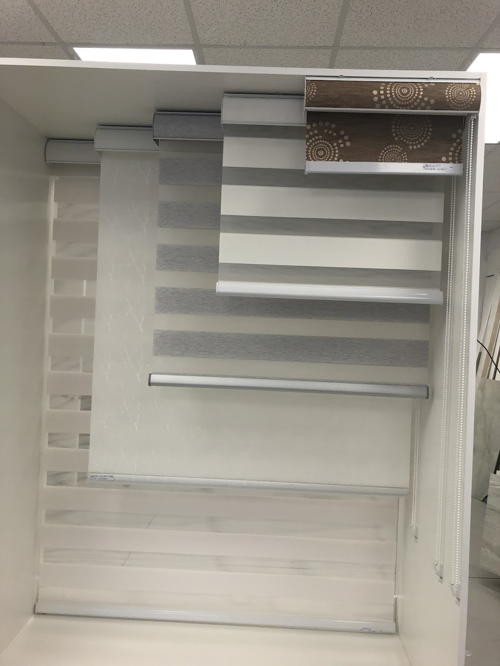Vardhman Flooring and Curtains | 895 Langs Dr unit 5, Cambridge, ON N3H 5T6, Canada | Phone: (519) 219-7022
