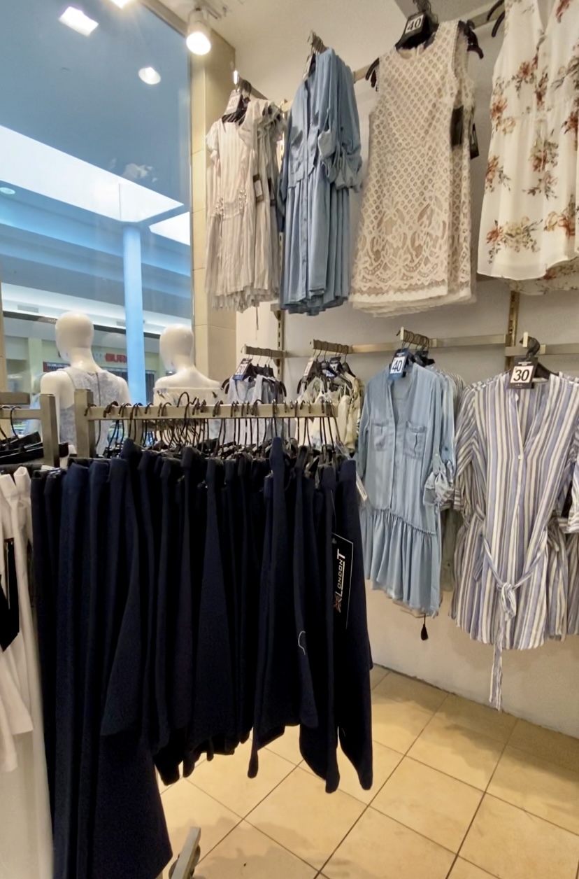 HKR Collections | 3131 Blvd. de la Côte-Vertu, Saint-Laurent, QC H4R 1Y0, Canada | Phone: (514) 334-8677