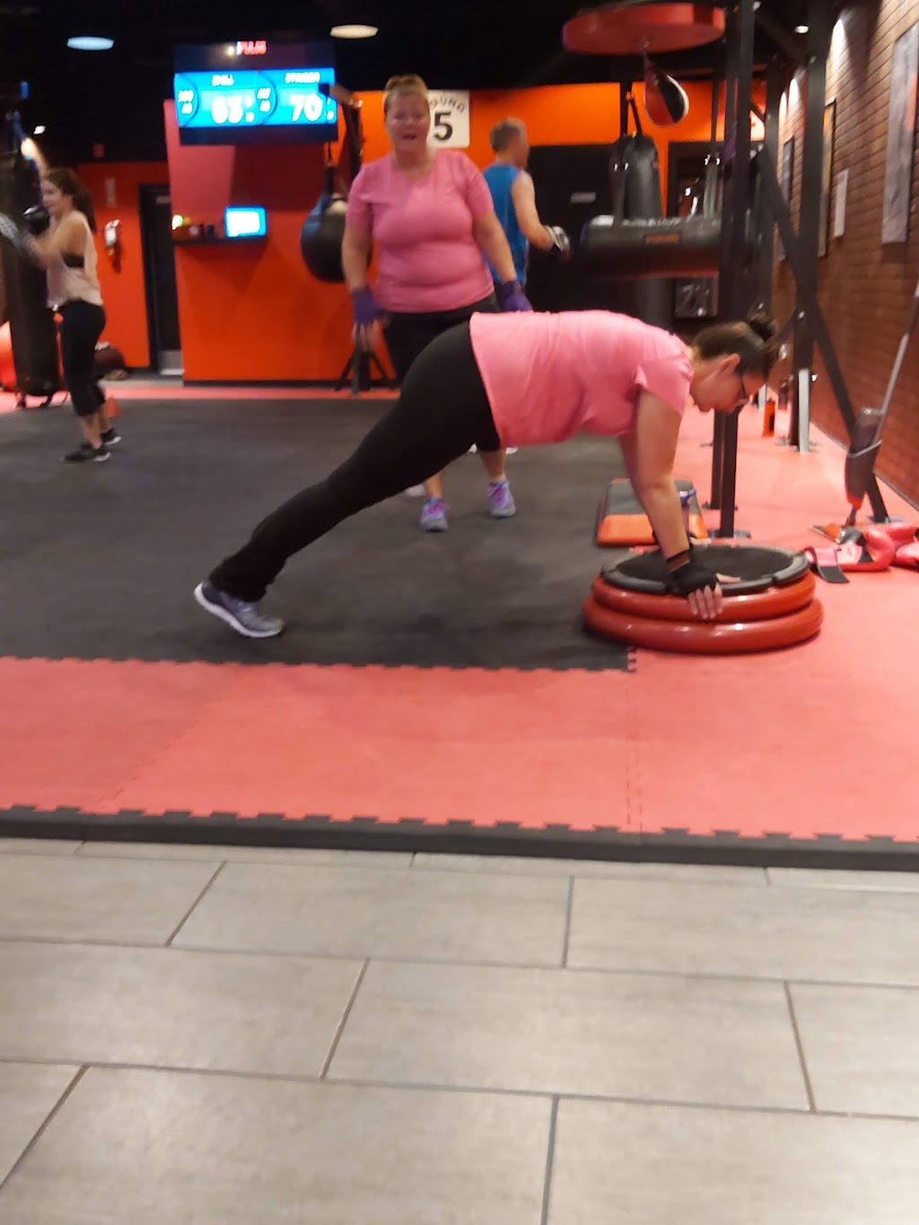 9Round Fitness | 3215 49 Ave Unit #113, Red Deer, AB T4N 0M8, Canada | Phone: (403) 356-0034