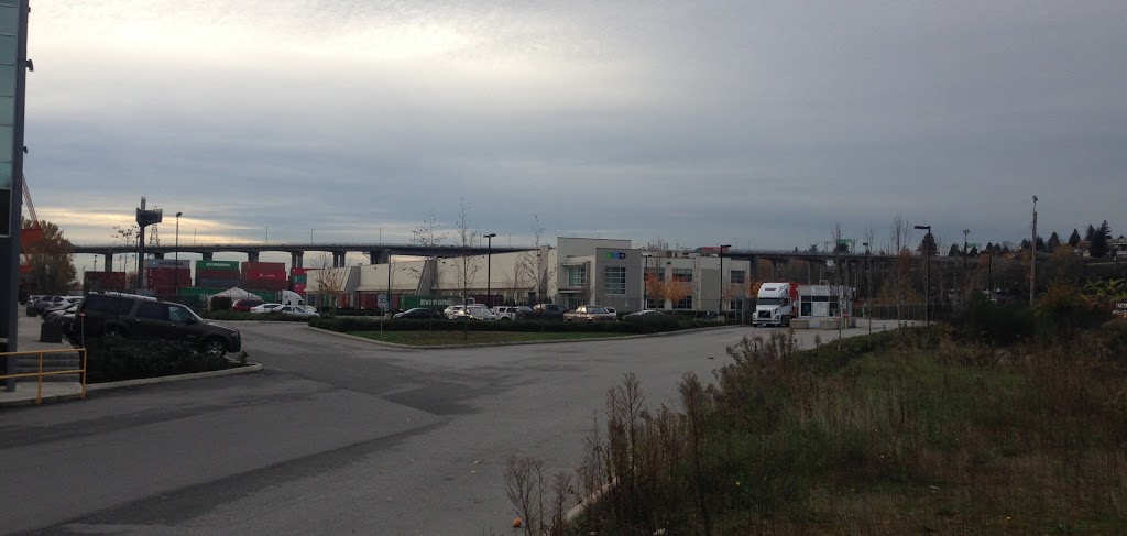 Damco Warehouse | storage | 549 Duncan St, New Westminster, BC V3K 5B6, Canada | 6045266661 OR +1 604-526-6661