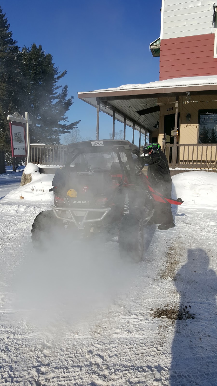 LAuberge de la Vieille Gare | 2169 Chemin du Tour du Lac, Nominingue, QC J0W 1R0, Canada | Phone: (819) 278-3939