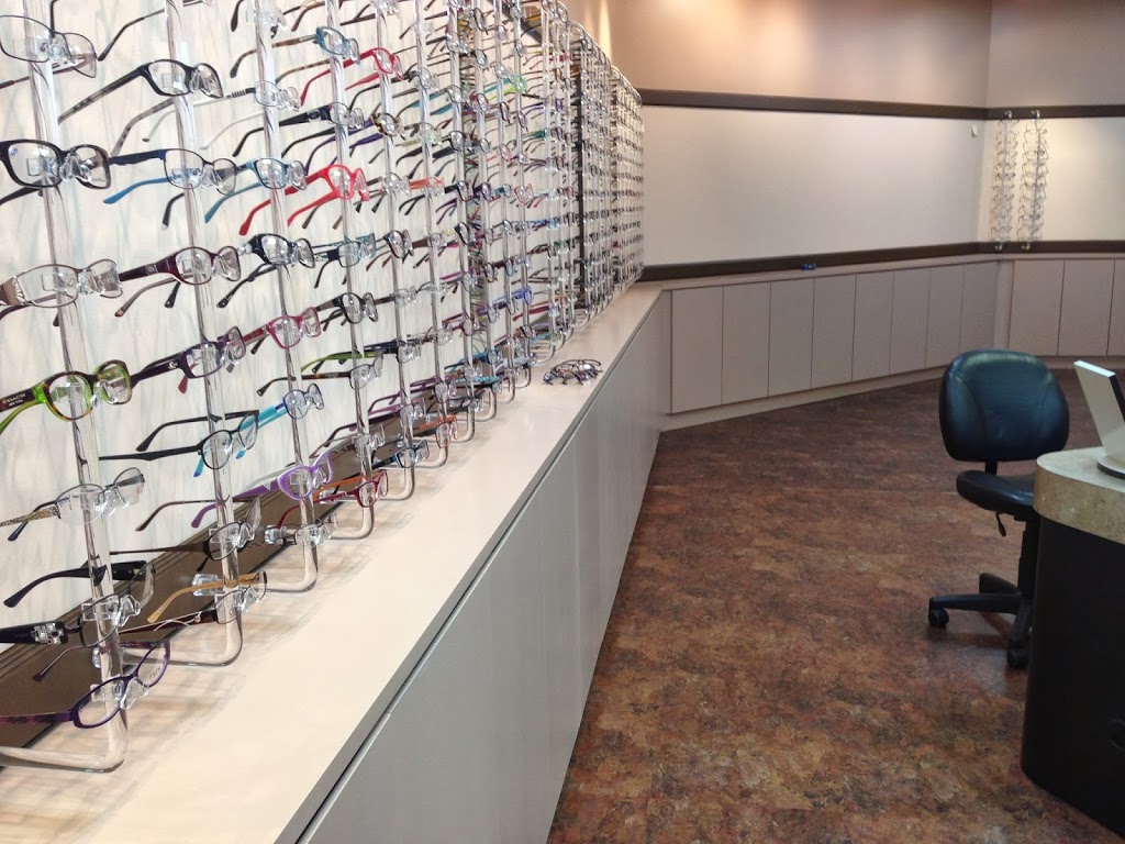 Family Vision Clinic | 50 Tacoma Dr, Dartmouth, NS B2W 3E5, Canada | Phone: (902) 434-1231