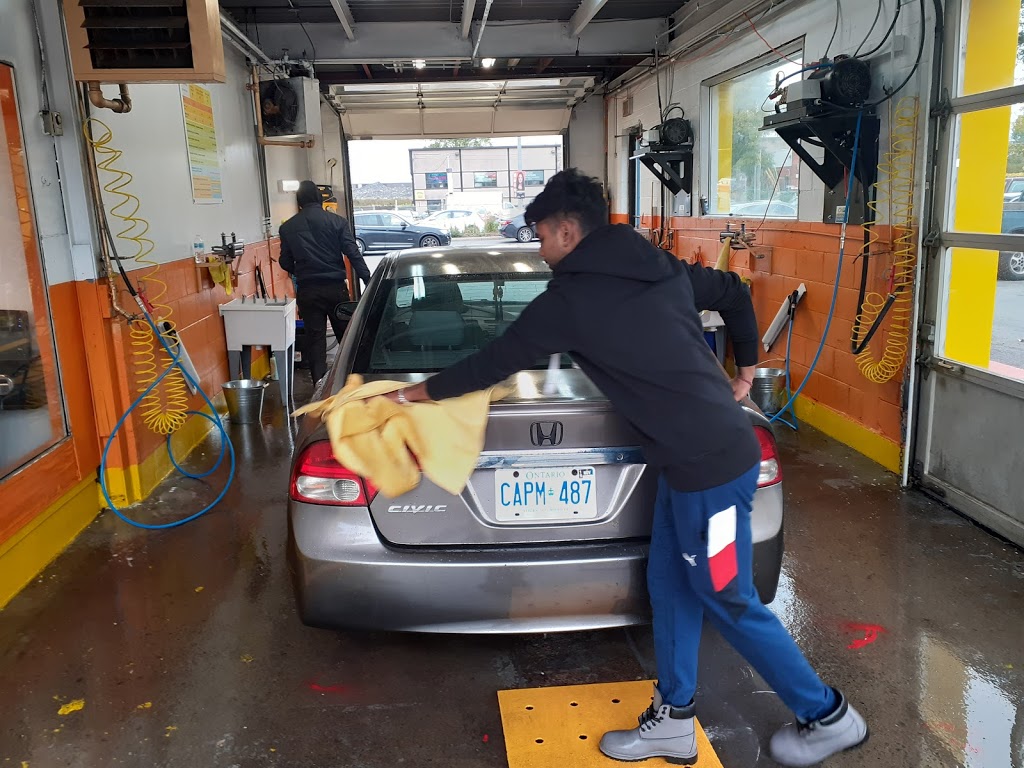 Malik Super Lave-auto et esthétique | 2385 Boulevard Marcel-Laurin, Saint-Laurent, QC H4R 1K4, Canada | Phone: (438) 225-1478