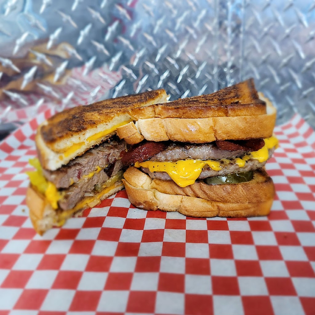 Burger daddy | 4351 167 Ave NW, Edmonton, AB T5Y 6L9, Canada | Phone: (780) 424-4256