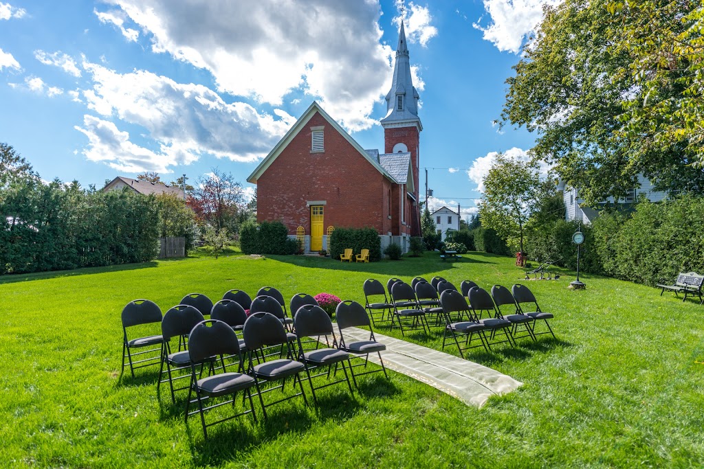 All Seasons Weddings | 3249 Yorks Corners Rd, Kenmore, ON K0A 2G0, Canada | Phone: (800) 545-3681