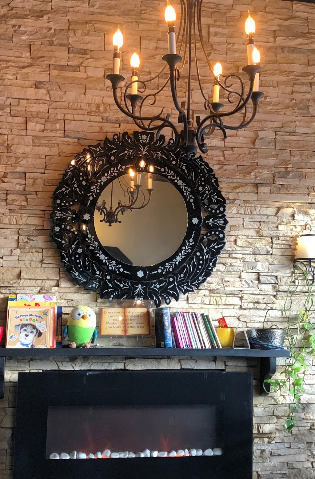 Artistry Coffee Shop | 2959 W 4th Ave, Vancouver, BC V6K 1R3, Canada | Phone: (604) 588-1302