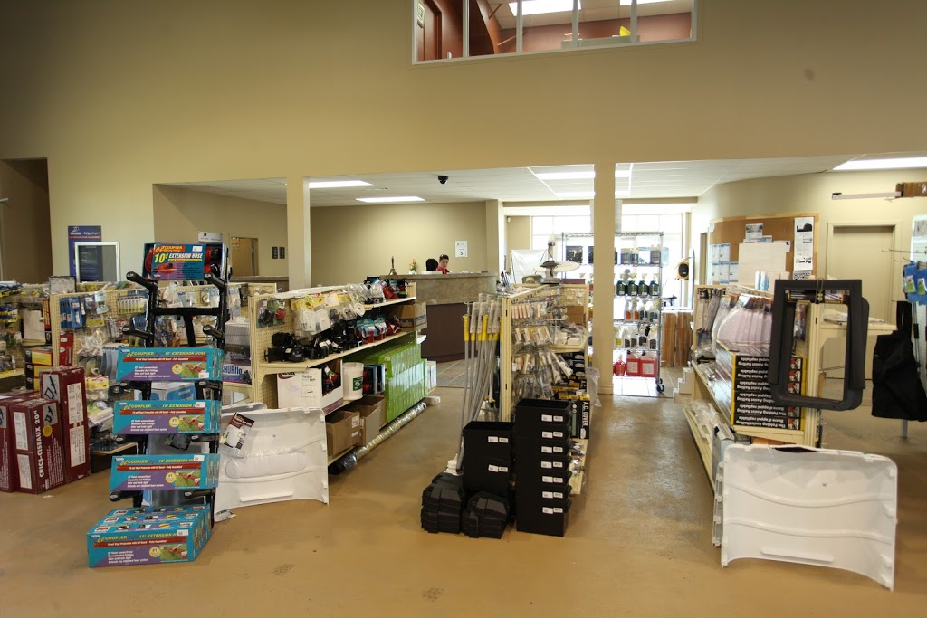 Caravane Charlevoix Inc | 3 Rue Desbiens, Clermont, QC G4A 1B8, Canada | Phone: (418) 439-2727