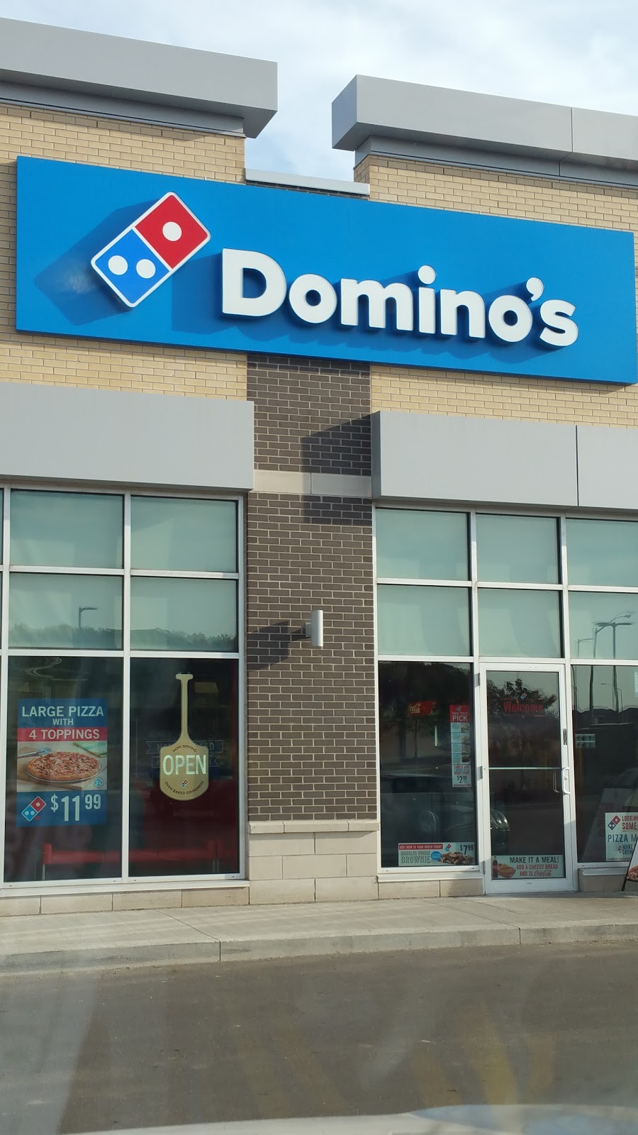 Dominos | meal delivery | 8005 Financial Dr Unit #A3, Brampton, ON L6Y 6A1, Canada | 9054567227 OR +1 905-456-7227