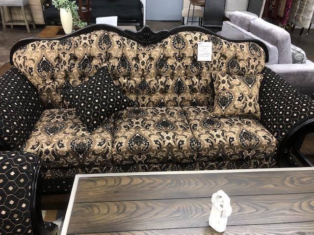 Home Furniture Outlet | furniture store | 870 Ottawa St, Windsor, ON N8X 2E3, Canada | 5192539696 OR +1 519-253-9696
