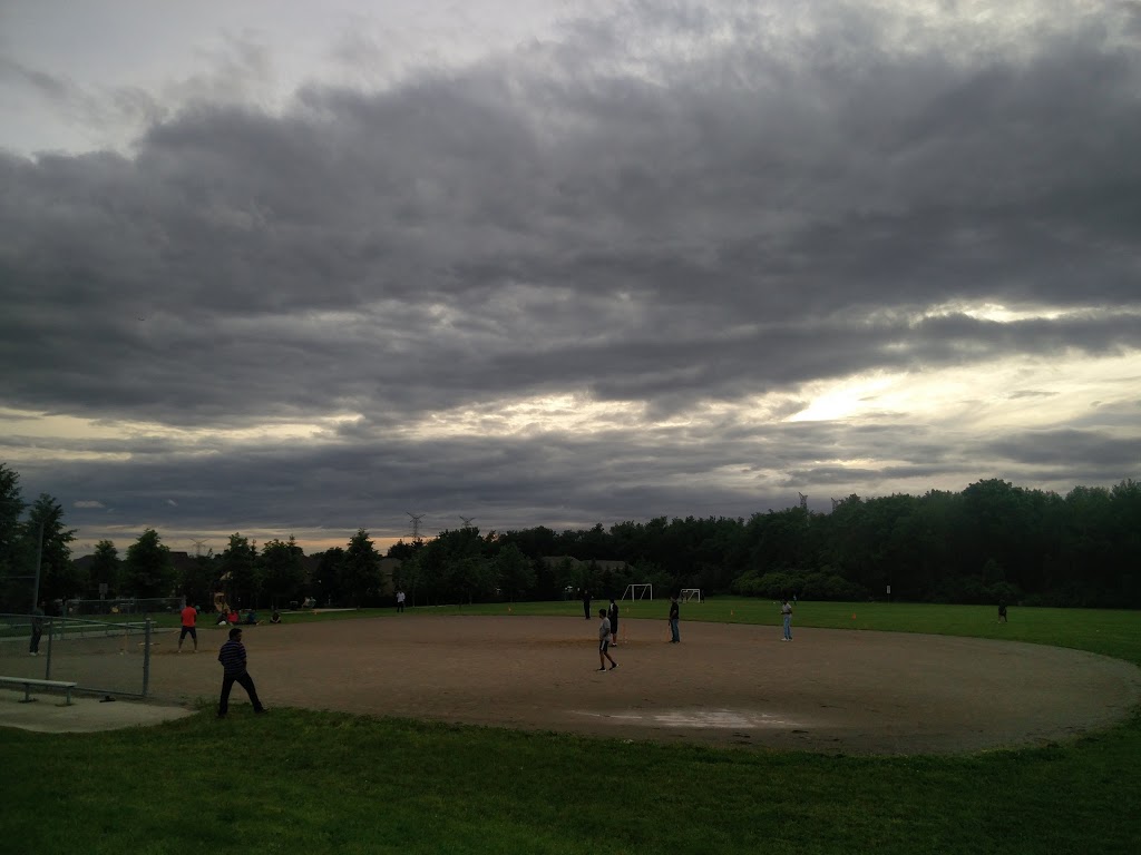 Knotty Pine Park | 835 Knotty Pine Grove, Mississauga, ON L5W 1K2, Canada