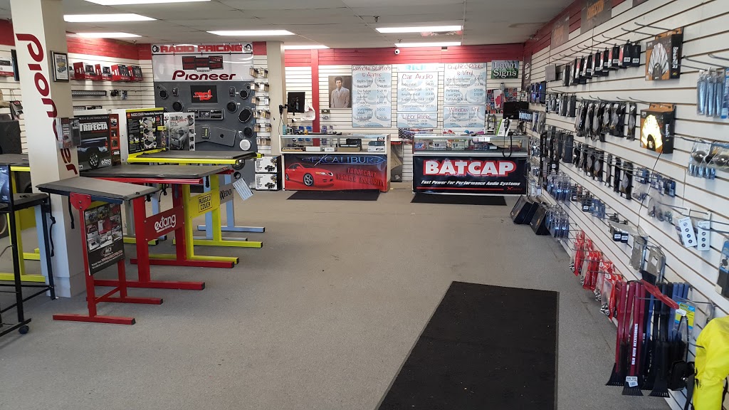 B and R Auto Accessories | 283 Main St, North Tonawanda, NY 14120, USA | Phone: (716) 695-2050