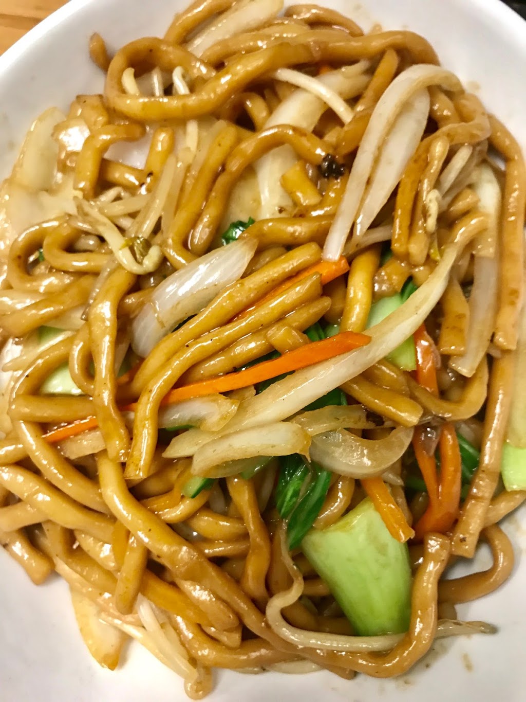 Lis Wok & Grill | 112 Front St, Wolfville, NS B4P 1A4, Canada | Phone: (902) 542-4097