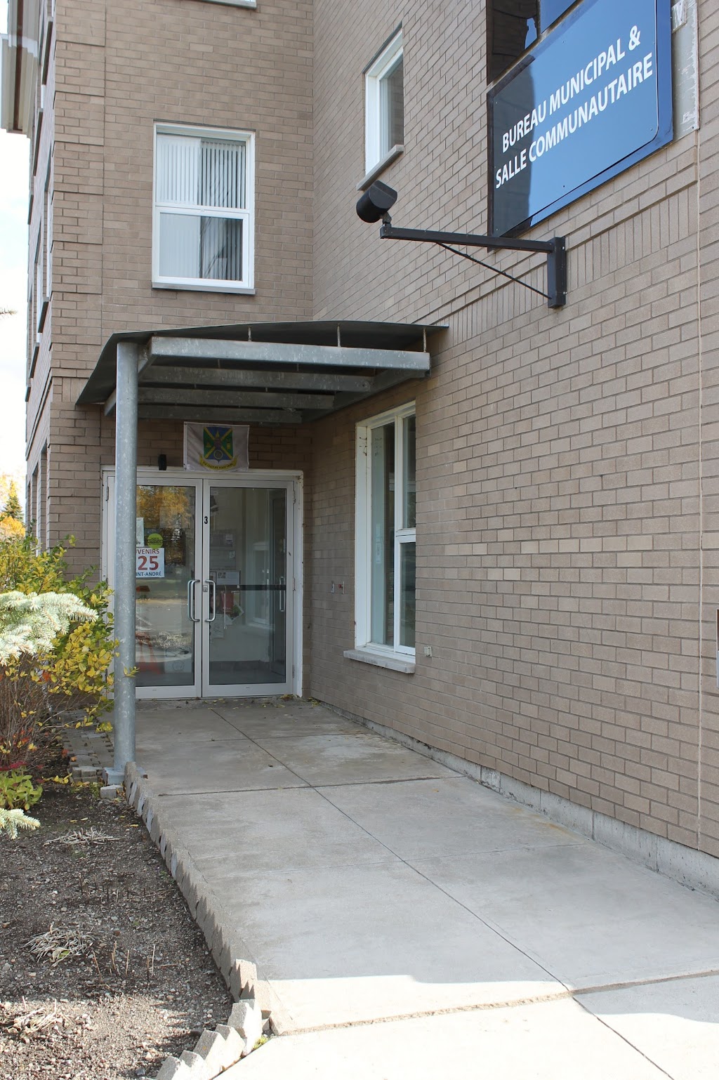 Bureau municipal de St-André | 122a Rue Principale, Saint-André-de-Kamouraska, QC G0L 2H0, Canada | Phone: (418) 493-2085