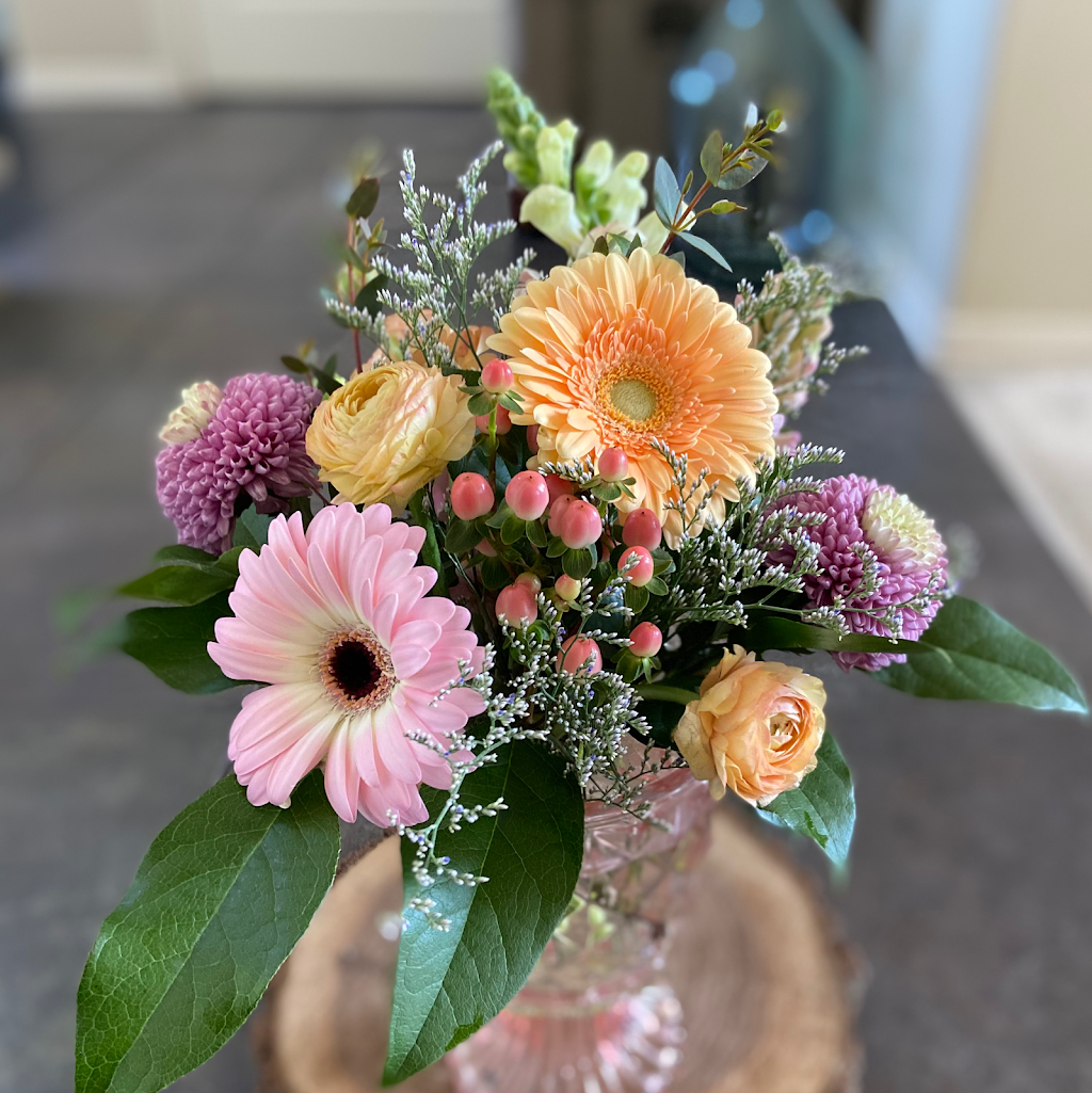 Anthurium Floral | Windermere Dr, Chestermere, AB T1X 1T6, Canada | Phone: (403) 807-1460