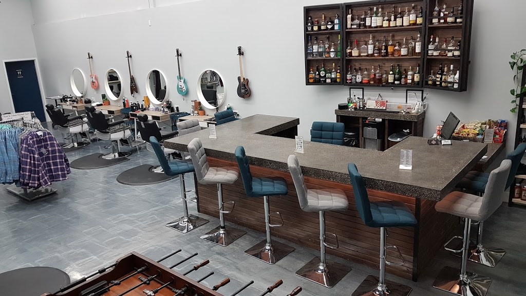 Blackstone Barbers & Beardsmiths | 2723 Faithfull Ave #118, Saskatoon, SK S7K 7C3, Canada | Phone: (306) 986-0045