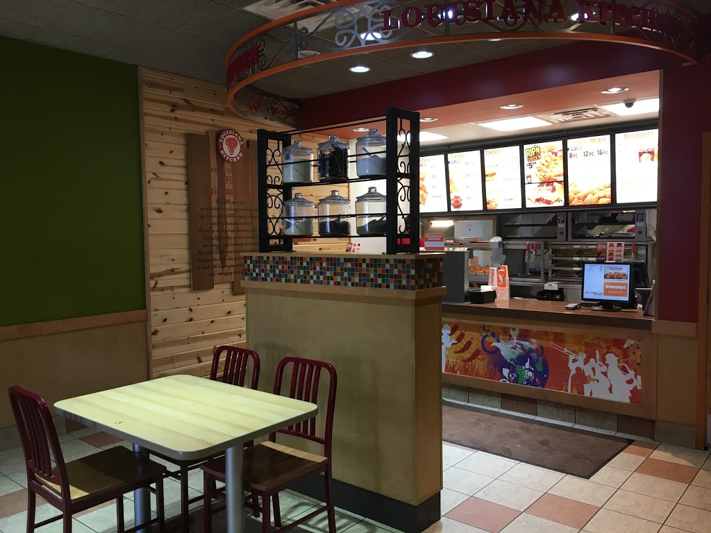 Popeyes Louisiana Kitchen | 523 Danforth Ave, Toronto, ON M4K 1P7, Canada | Phone: (647) 748-4711