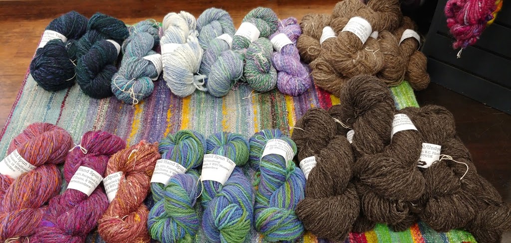 Sew Easy | 16-5755 Cowrie Street Trail Bay Mall, Sechelt, BC V0N 3A0, Canada | Phone: (604) 885-2725