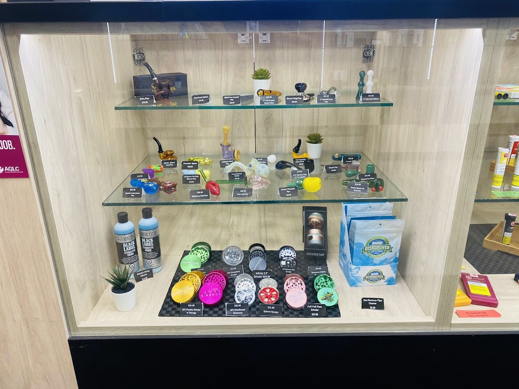 Cannabis Discounter Oxford | 15150 127 St NW, Edmonton, AB T6V 0C5, Canada | Phone: (780) 244-5884