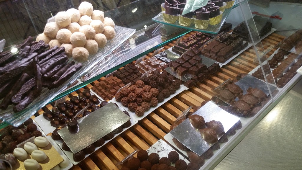 Nys Patissier | 1449 Rue Notre Dame Centre, Trois-Rivières, QC G9A 4X4, Canada | Phone: (819) 691-9080