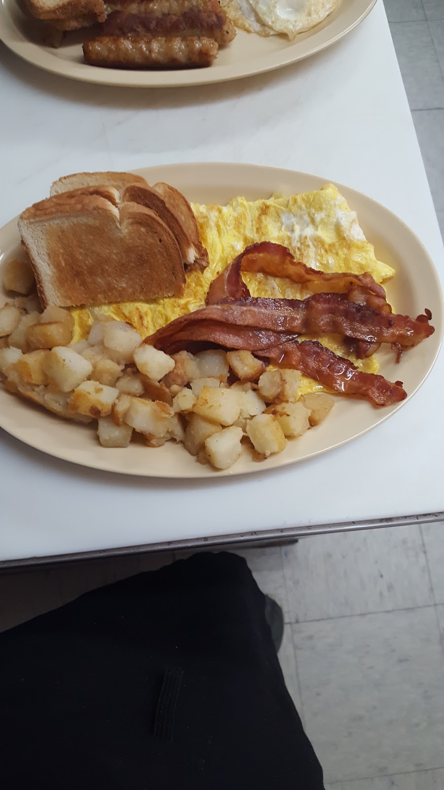 Codys Cafe | 9 Grand Ave, Swanton, VT 05488, USA | Phone: (802) 868-9910