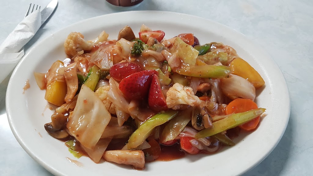 Dragon Diner | 104 2 St W, Delisle, SK S0L 0P0, Canada | Phone: (306) 493-2022