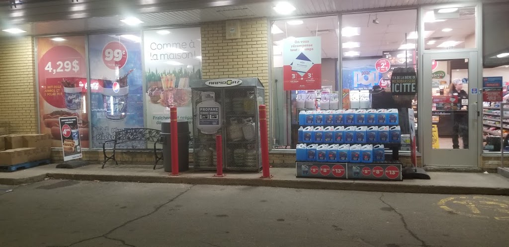 Couche Tard | 800 Avenue de Grand-Mère, Grand-Mère, QC G9T 2H9, Canada | Phone: (819) 533-5565