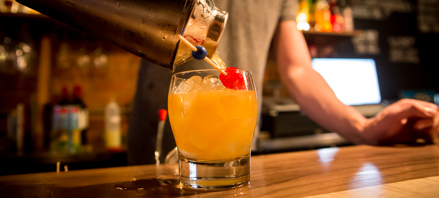 Lucky Shrike | 850 Dundas St W, Toronto, ON M6J 1V5, Canada | Phone: (416) 815-7777