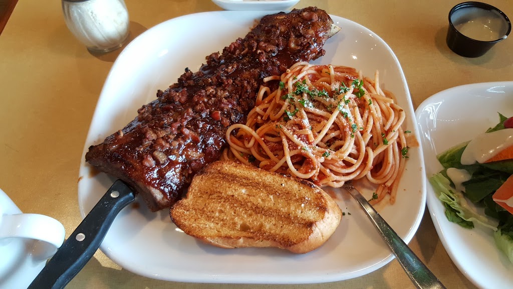 Boston Pizza | 1475 Henderson Hwy, Winnipeg, MB R2N 1N3, Canada | Phone: (204) 925-4114