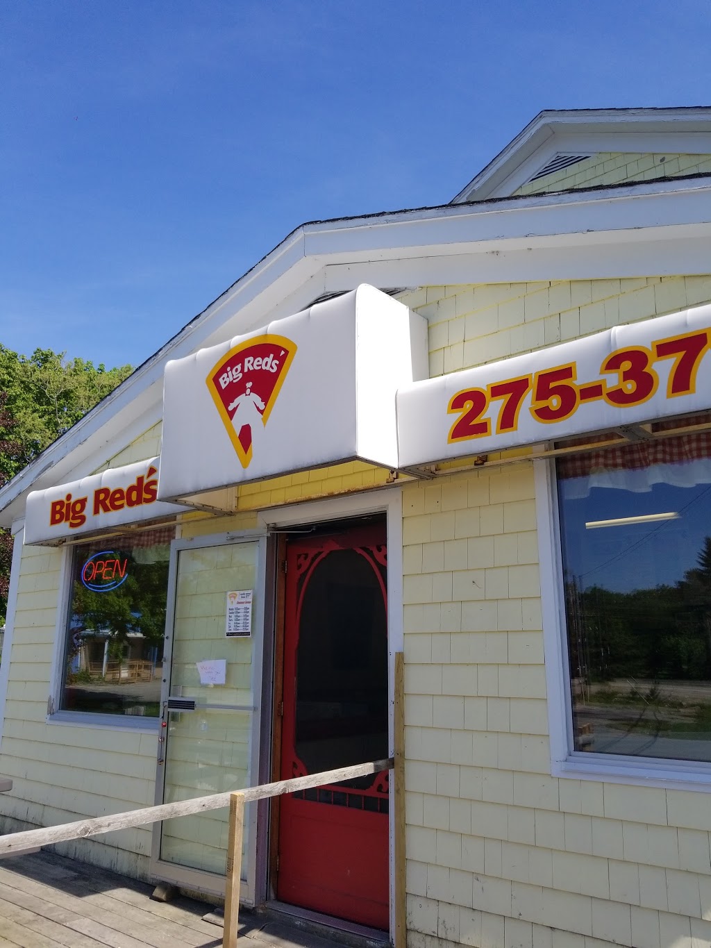 Big Reds Restaurant | 222 Central St, Chester, NS B0J 1J0, Canada | Phone: (902) 275-3777