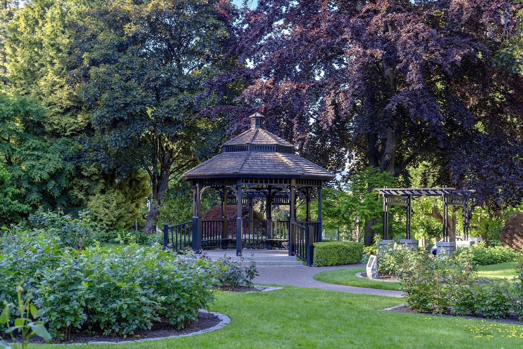 Queens Park Rose Garden | New Westminster, BC V3L, Canada | Phone: (604) 777-5111