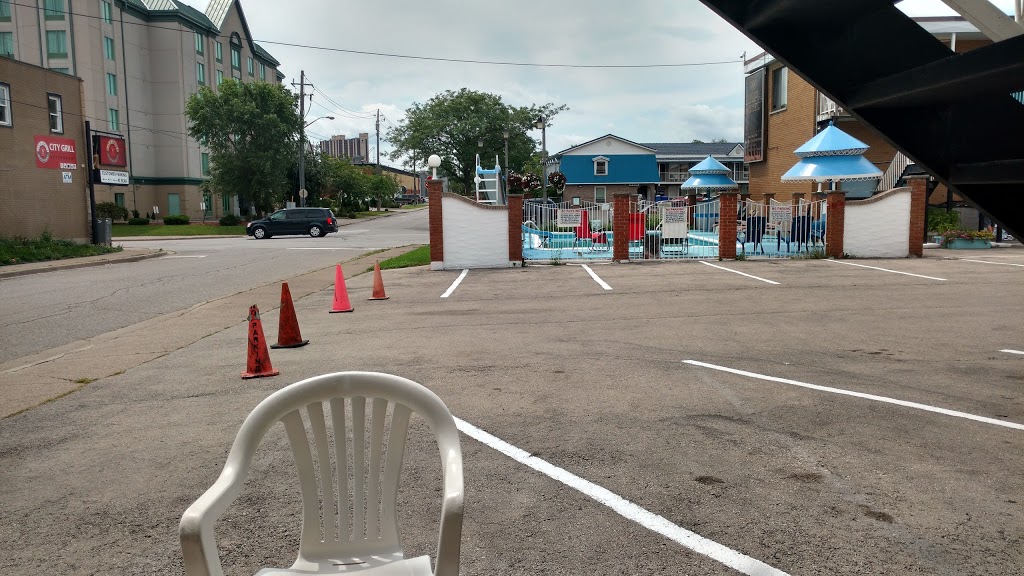 Olympia Motel | 5099 Centre St, Niagara Falls, ON L2G 3P1, Canada | Phone: (905) 356-2614