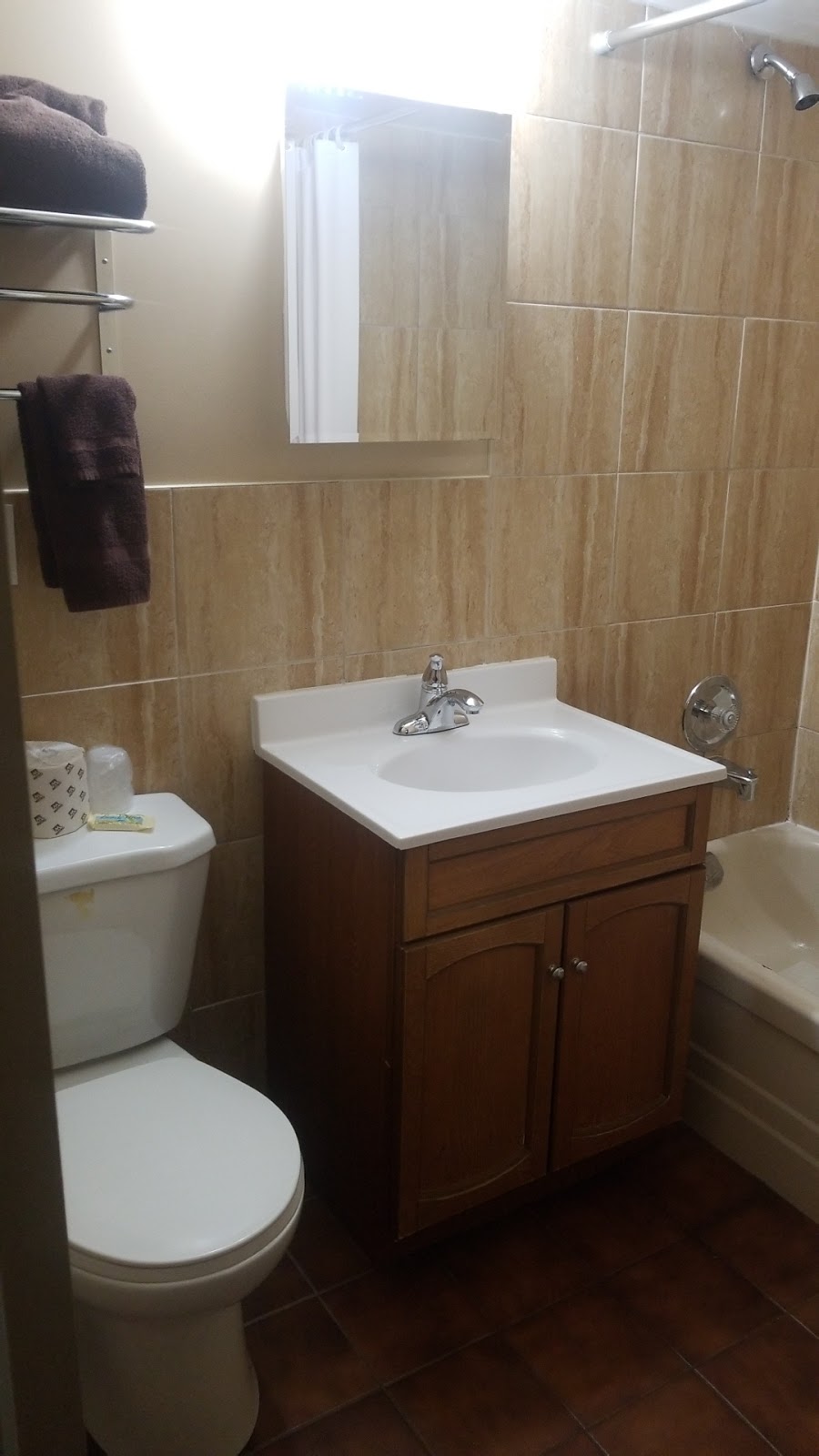 Nights Inn Motor Hotel | 180 MacDougall St, Thunder Bay, ON P7A 2K3, Canada | Phone: (807) 345-1566
