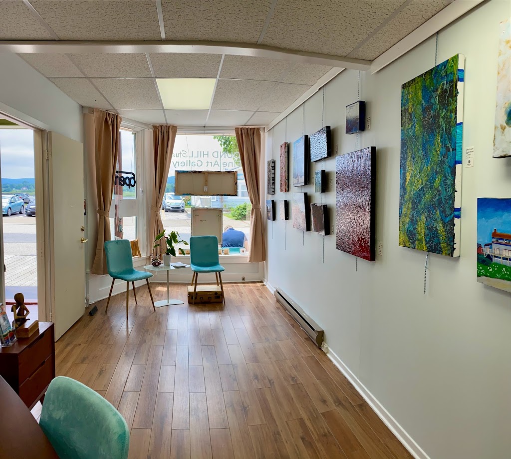 Round Hill Studio | 228 St George St, Annapolis Royal, NS B0S 1A0, Canada | Phone: (902) 532-5186