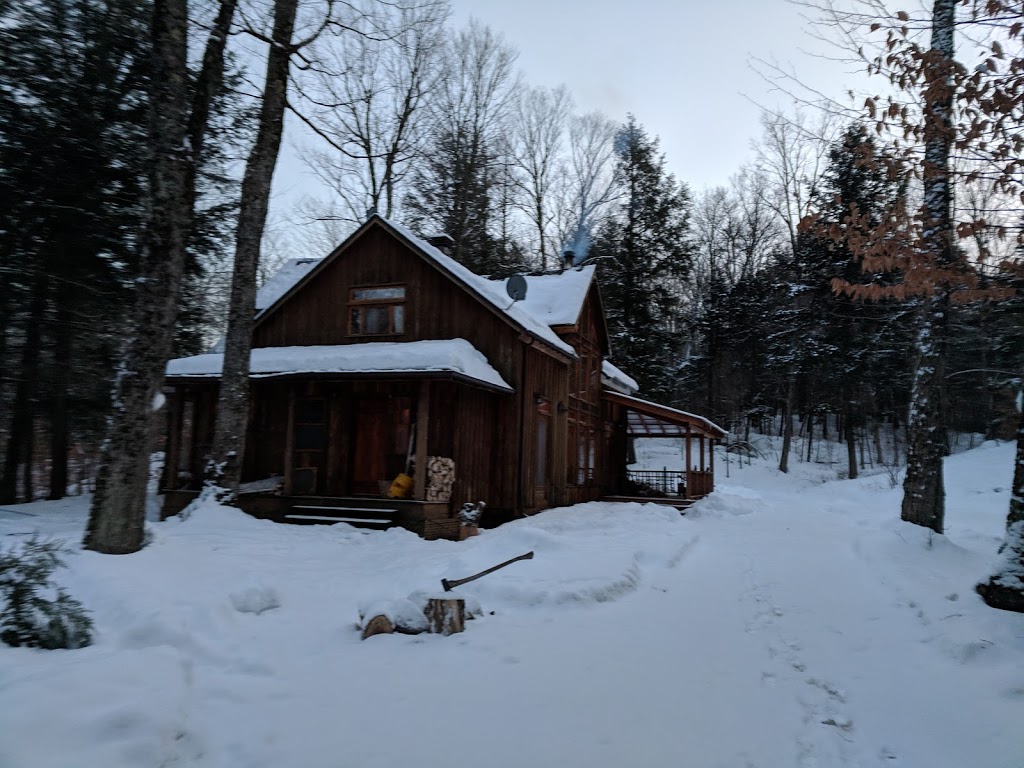 Studio Sénik | 716 Chemin du Boisé, Sutton, QC J0E 2K0, Canada | Phone: (450) 538-5687