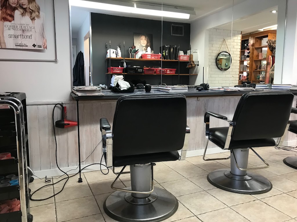 Stop Beauté Inc | 2835 Rue Fleury E, Montréal, QC H2B 1M1, Canada | Phone: (514) 385-0707
