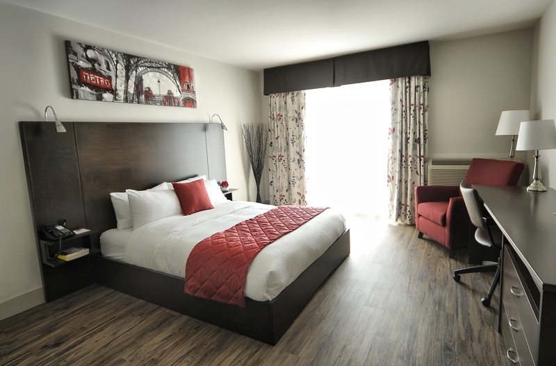 Hôtel le Floral | 1920 12e Avenue N, Sherbrooke, QC J1E 4J6, Canada | Phone: (819) 564-6812