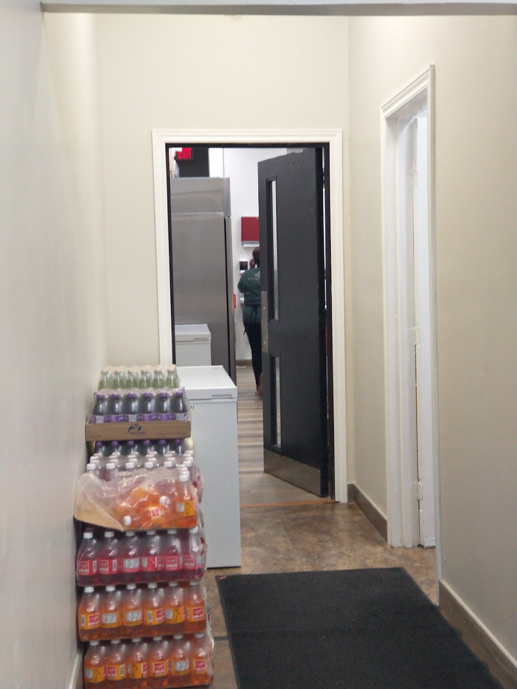 JJs Roti Delight | 5506 Lawrence Ave E, Scarborough, ON M1C 3B2, Canada | Phone: (416) 519-3234